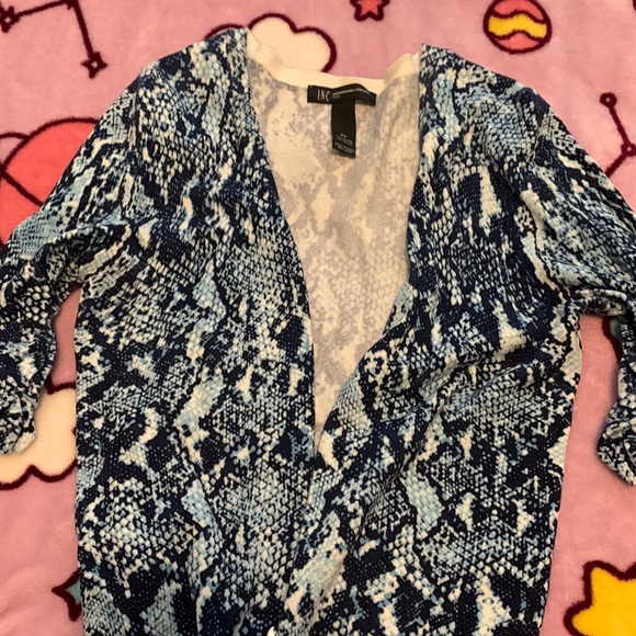 Blue White Pattern Cardigan - Picture 1 of 4